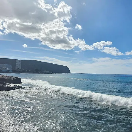 Apartment New Forever Sunshine Sea View, Cristianos