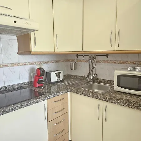Apartment New Forever Sunshine Sea View, Cristianos